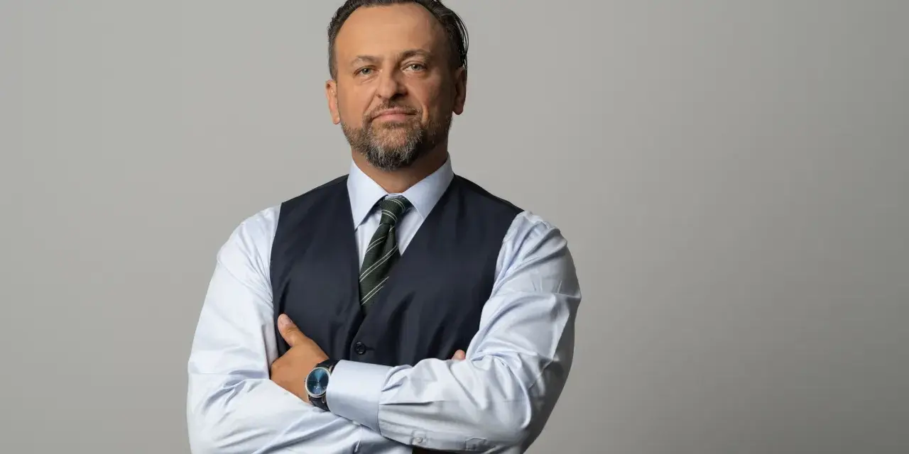 Kto wybiera prezesa spółdzielni? Twój wpływ na zarząd i finanse