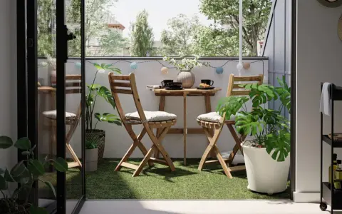 Jak odgrodzić balkon w bloku? Praktyczne porady i przepisy 2026