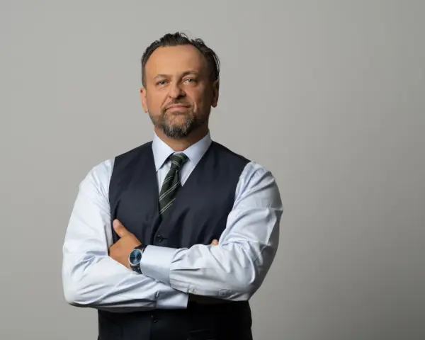 Kto wybiera prezesa spółdzielni? Twój wpływ na zarząd i finanse