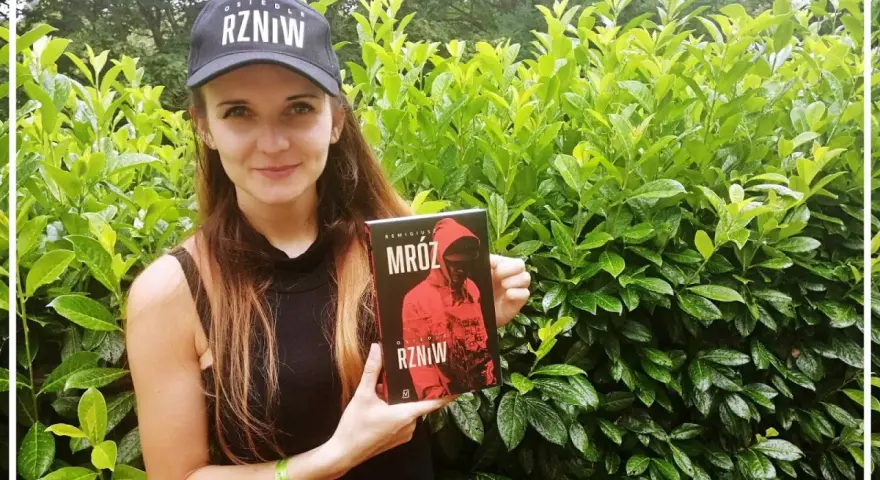 Osiedle RŻNiW: Co kryje fikcyjne blokowisko Mroza?