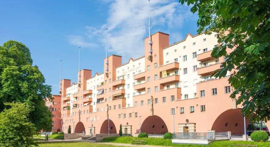 Jak kupić mieszkanie na Ukrainie? Proces, koszty i ryzyka dla Polaka