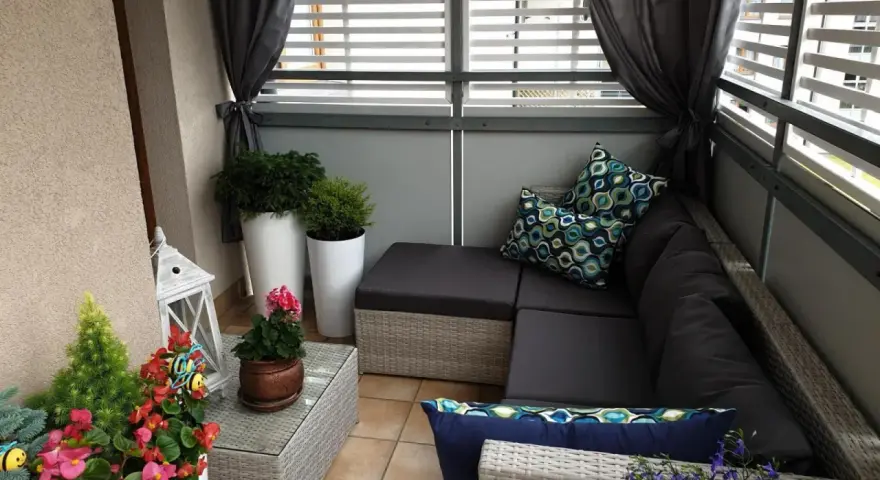 Jak zabudować balkon w bloku? Legalnie, funkcjonalnie i bez błędów
