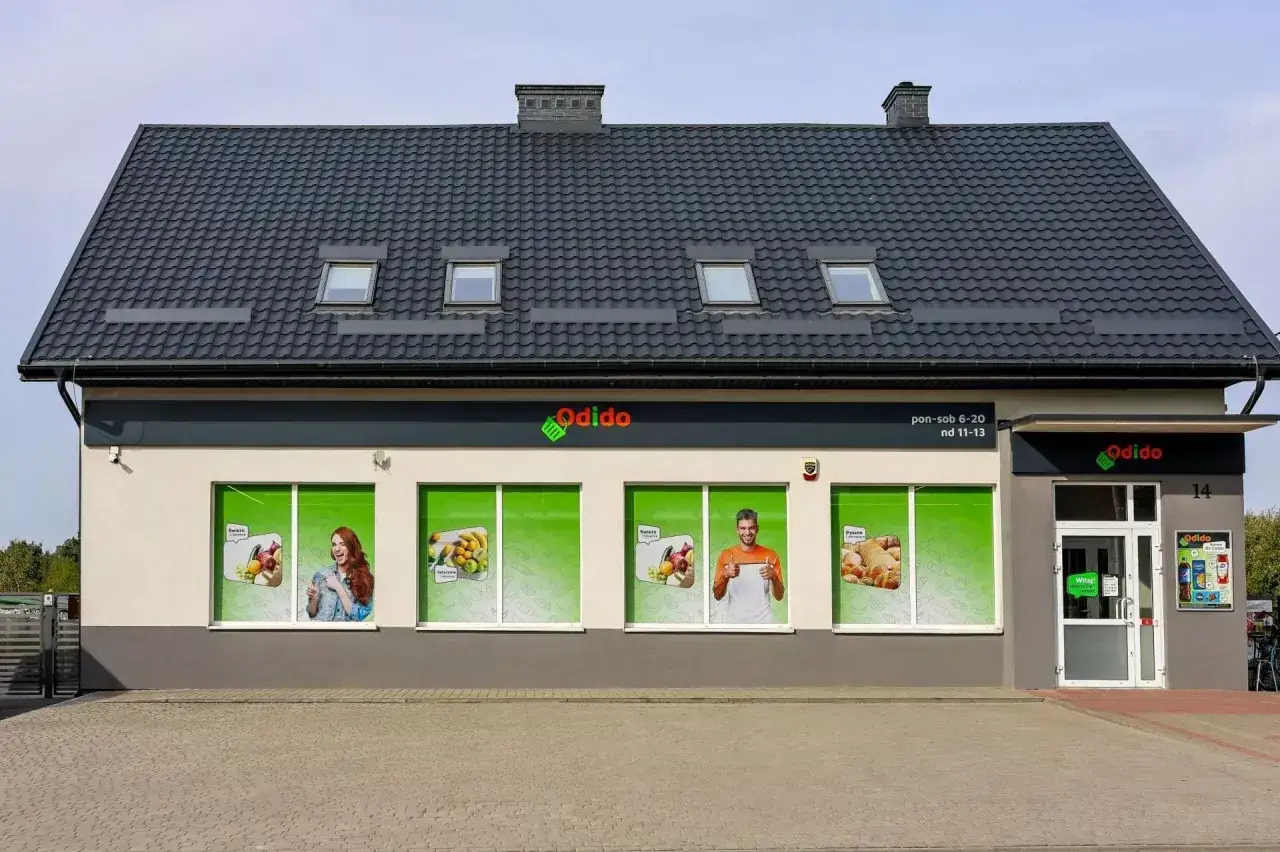 r&oacute;żne typy sklep&oacute;w osiedlowych